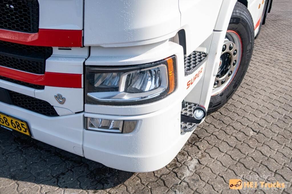 Scania R660 A6x2NB Autotractoare