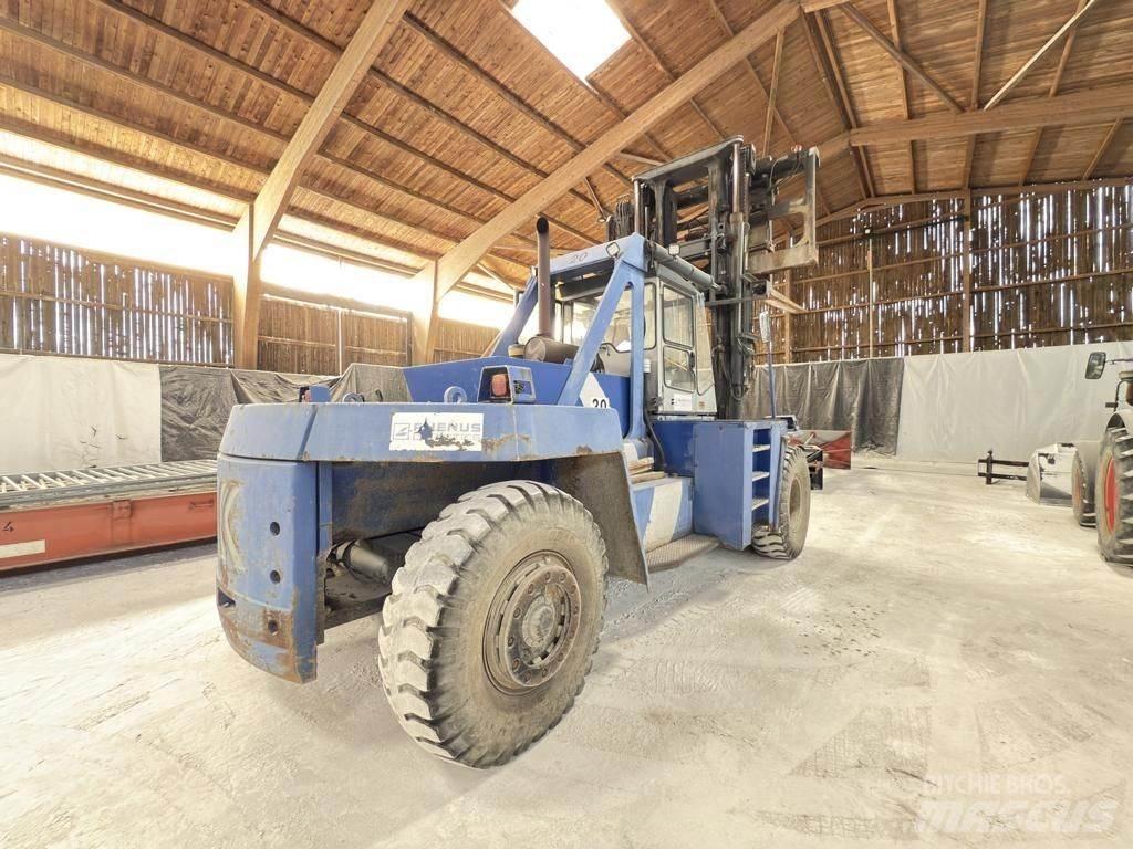 Kalmar DCD28-1200LB Stivuitor diesel