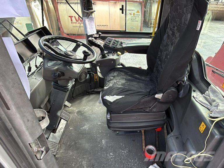 Kalmar DRF400-60C5 Stivuitoare Telescopice Rotative