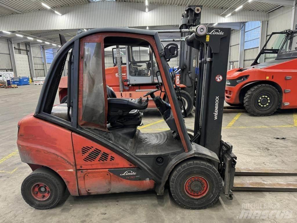 Linde H30D-02 Stivuitor diesel