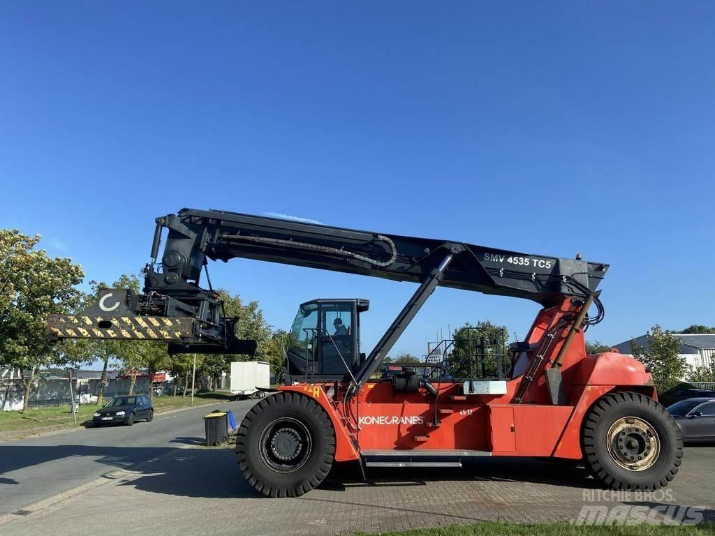 SMV 4535TC5 Stivuitoare Telescopice Rotative