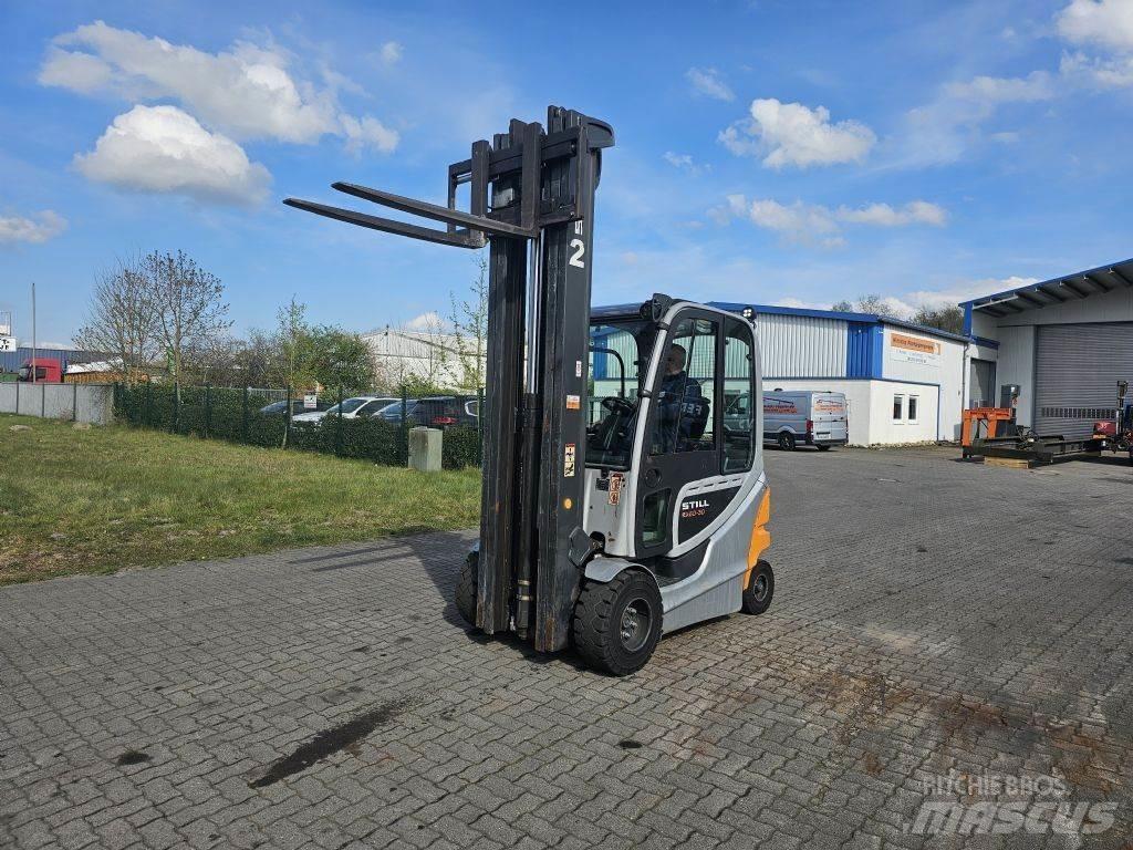 Still RX60-30 Stivuitor electric