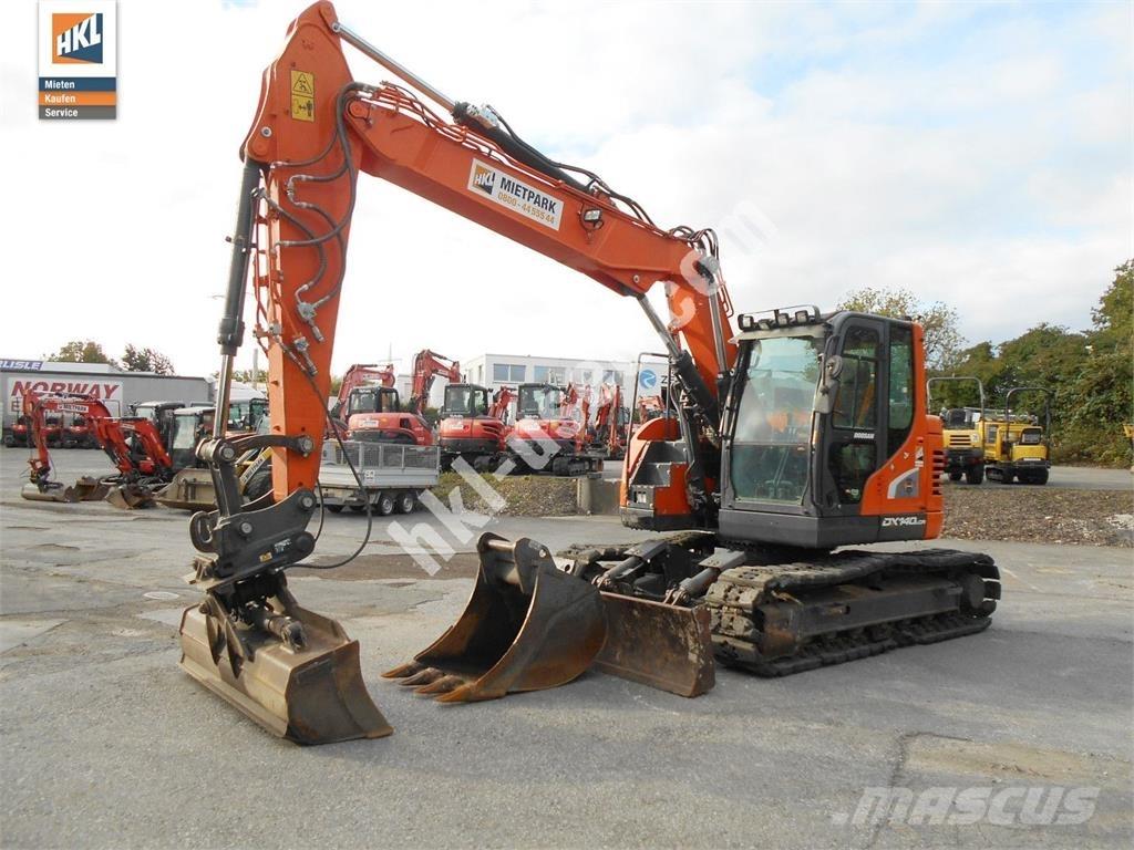 Doosan DX 140 LCR-5 Excavatoare pe șenile
