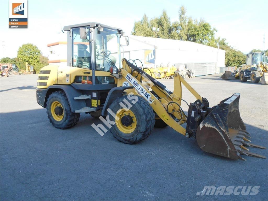 Yanmar V 80 Incarcator pe pneuri