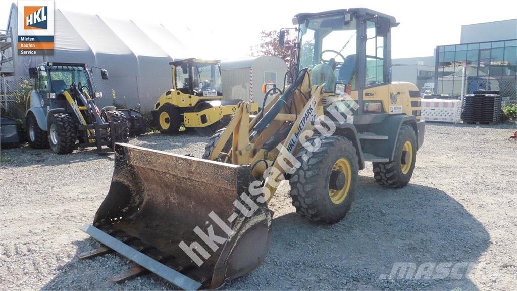 Yanmar V 80 Incarcator pe pneuri