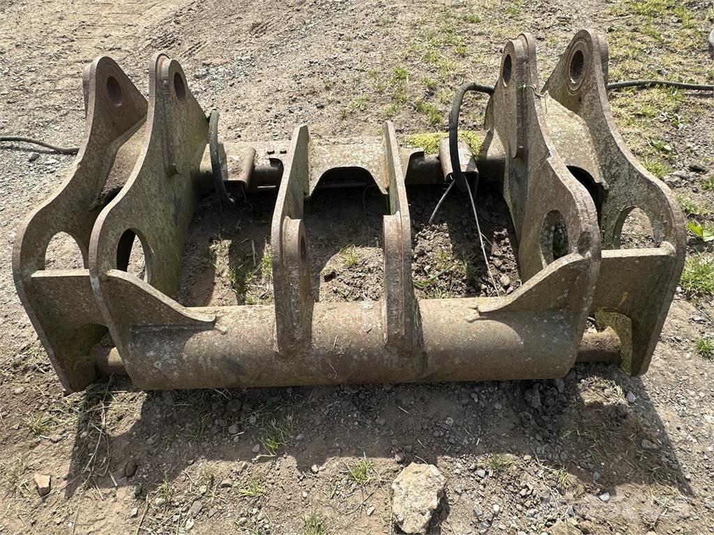 Volvo quick coupler Incarcator pe pneuri
