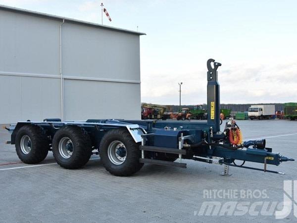 Pronar T-386 Utilaje întreţinere terenuri - Altele