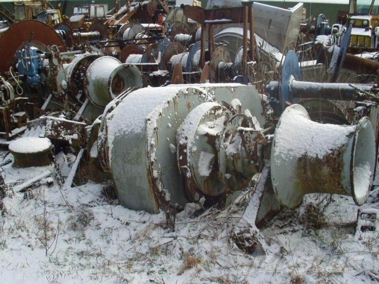  Ankerspil ex. Hvidbjørn Dispozitive de ridicare / lifturi pentru diferite materiale
