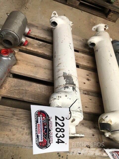 Bowman FD8492 Oliekøler Utilaje construcții - Altele