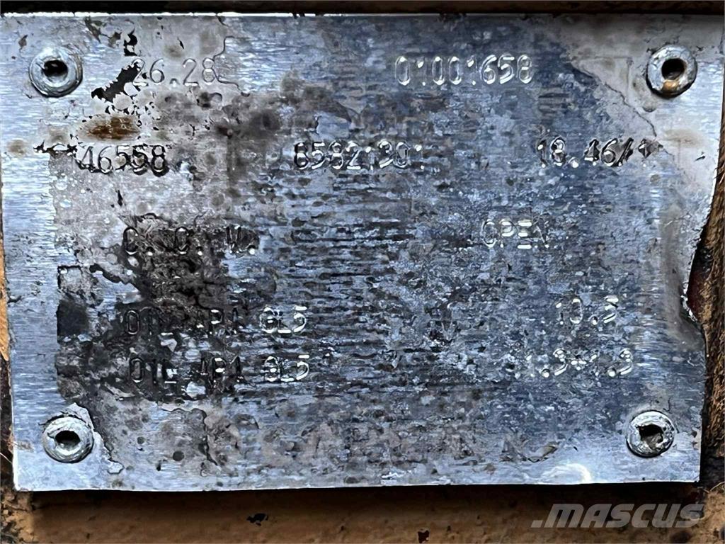 CASE 695SR frontaksel Axe