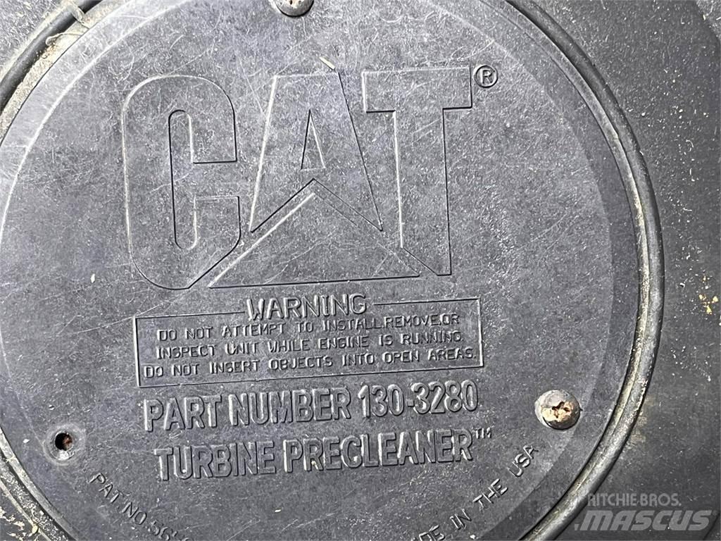 CAT 323D forfilterenhed Utilaje construcții - Altele
