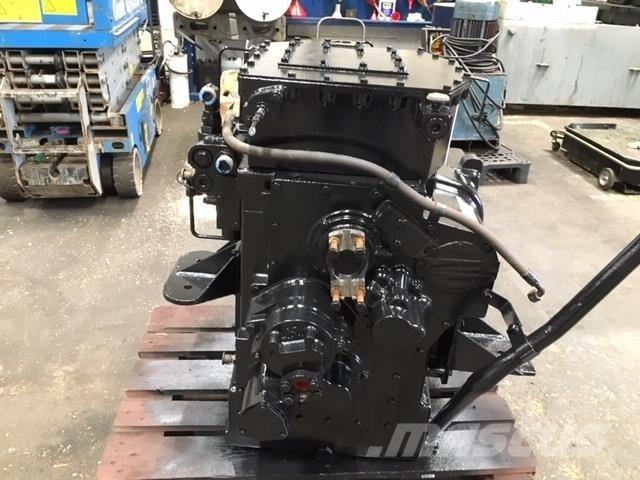 CAT Challenger 65C Gearbox Transmisie