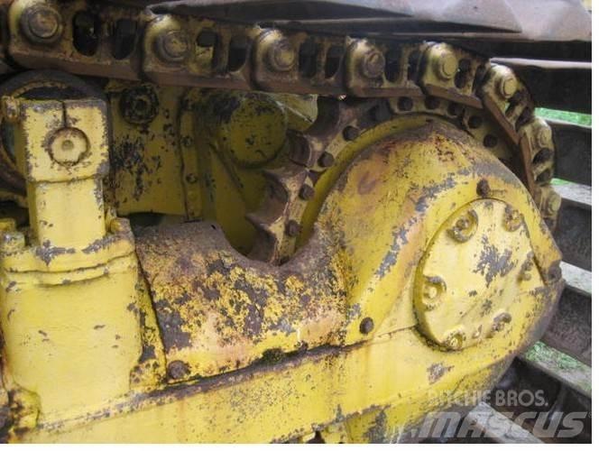 CAT D5LGP dozer, til ophug Buldozere pe senile