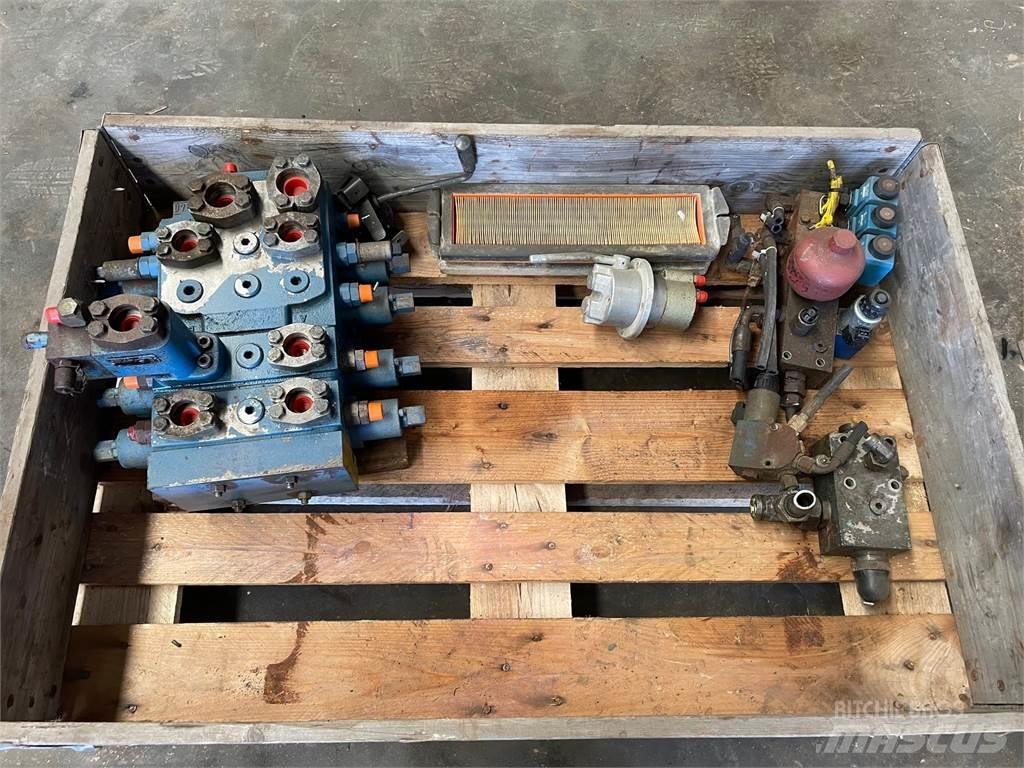  Dele ex. Liebherr LR632 Electronice