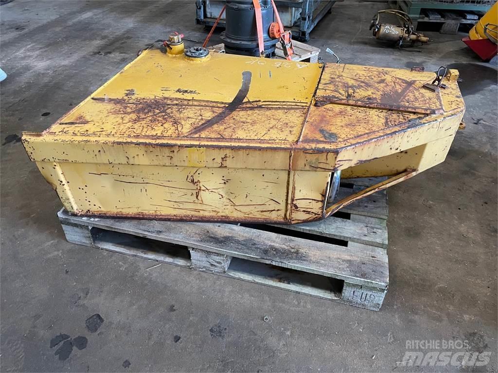  Dieseltank ex. Volvo A25 Alte componente
