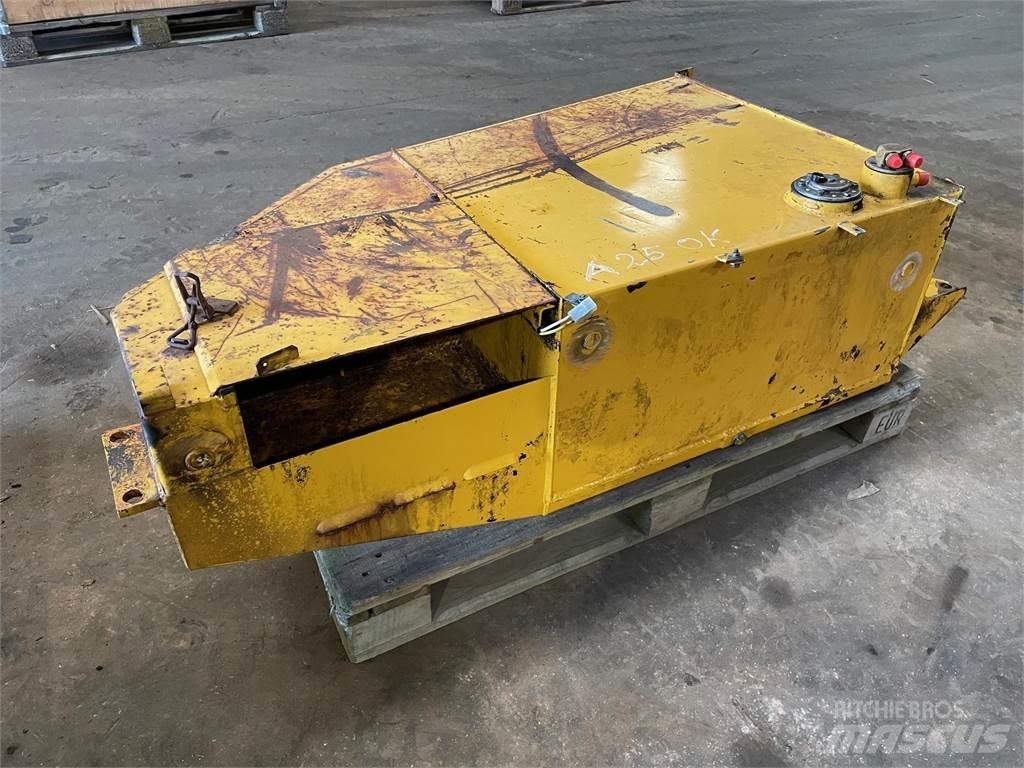  Dieseltank ex. Volvo A25 Alte componente