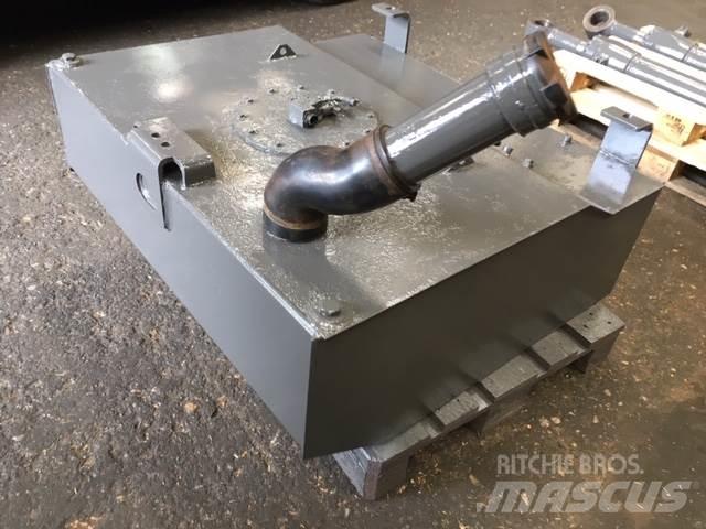  Dieseltank ex. Volvo L180E Alte componente