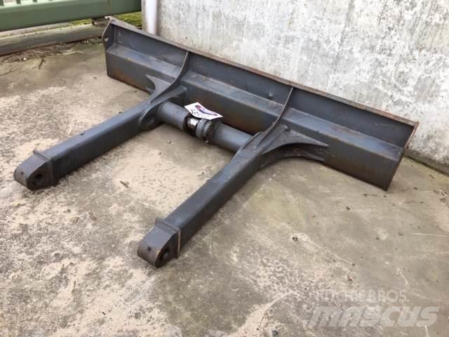  Dozerblad ex. Volvo ECR88 Alte componente