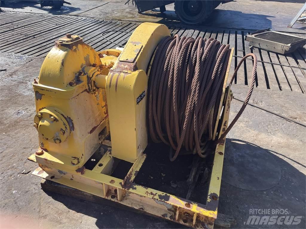  El-spil med gear og bremse Dispozitive de ridicare şi lifturi pentru materiale