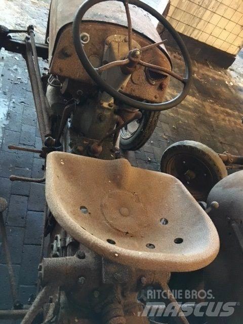 Ferguson traktor, Benzin Utilaje construcții - Altele