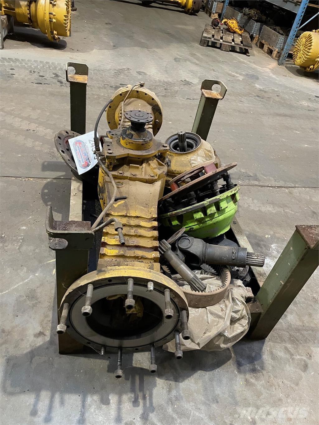  Frontaksel ex. Hydrema 906 Axe