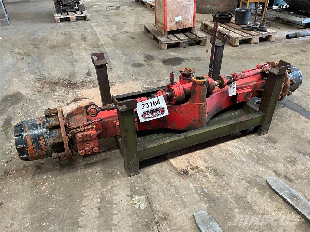  Frontaksel ex. Poclain 61P Axe