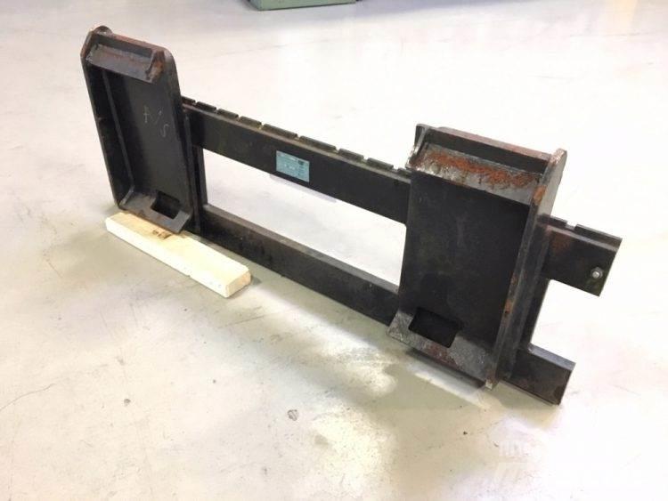  Gaffelbord 2,5 ton - Cat Furci