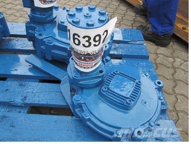  Gear med oliemotor Cutii de viteze