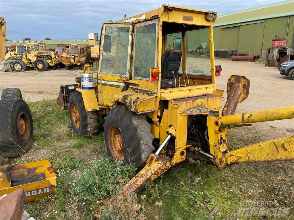 Hydrema 807 til ophug Buldoexcavatoare