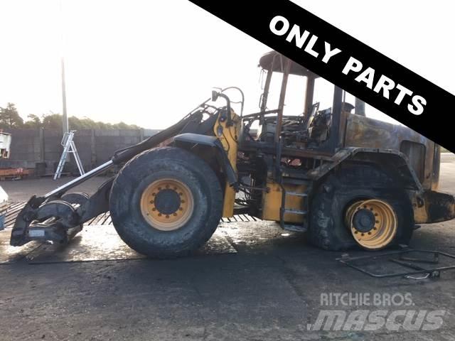 JCB 427 HT Agri til ophug Incarcator pe pneuri