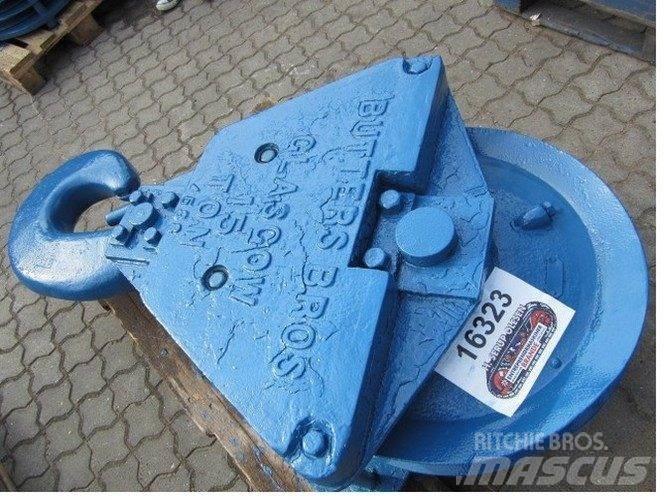  Krankrog - 15 ton Piese si echipamente pentru macara