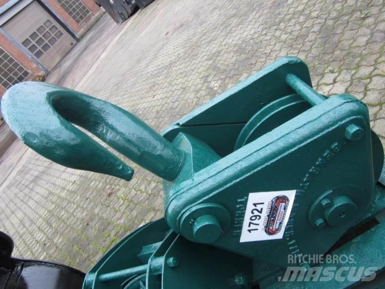  Krankrog ca. 30 tons Piese si echipamente pentru macara