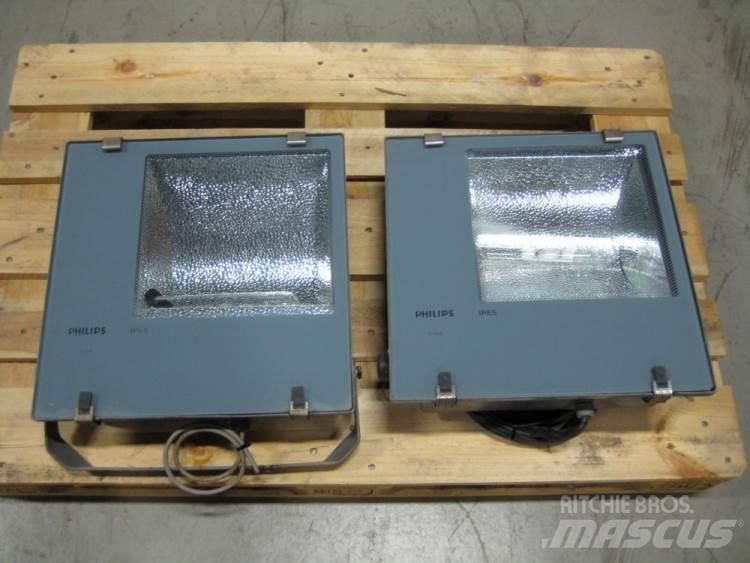  Lamper - 400W - 2 stk. Electronice