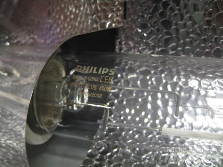  Lamper - 400W - 2 stk. Electronice