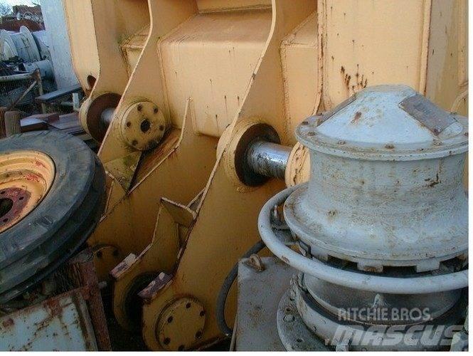Liebherr 991 klapskovl Pistoane