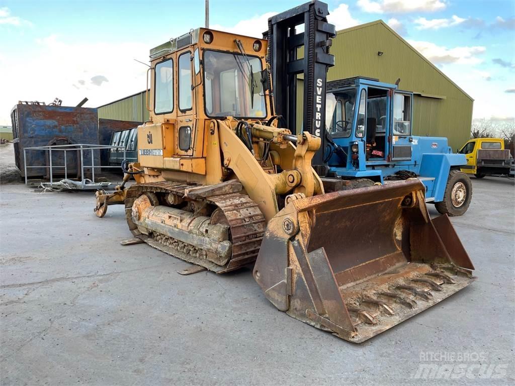 Liebherr LR621B til ophug Buldozere pe senile