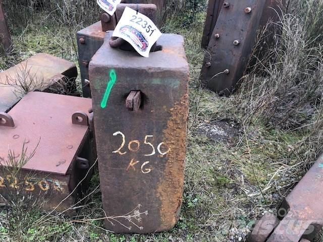  Rammeslag ca. 2050 kg Alte componente