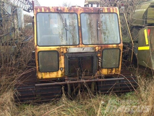  Skidozer 252 Buldozere pe senile