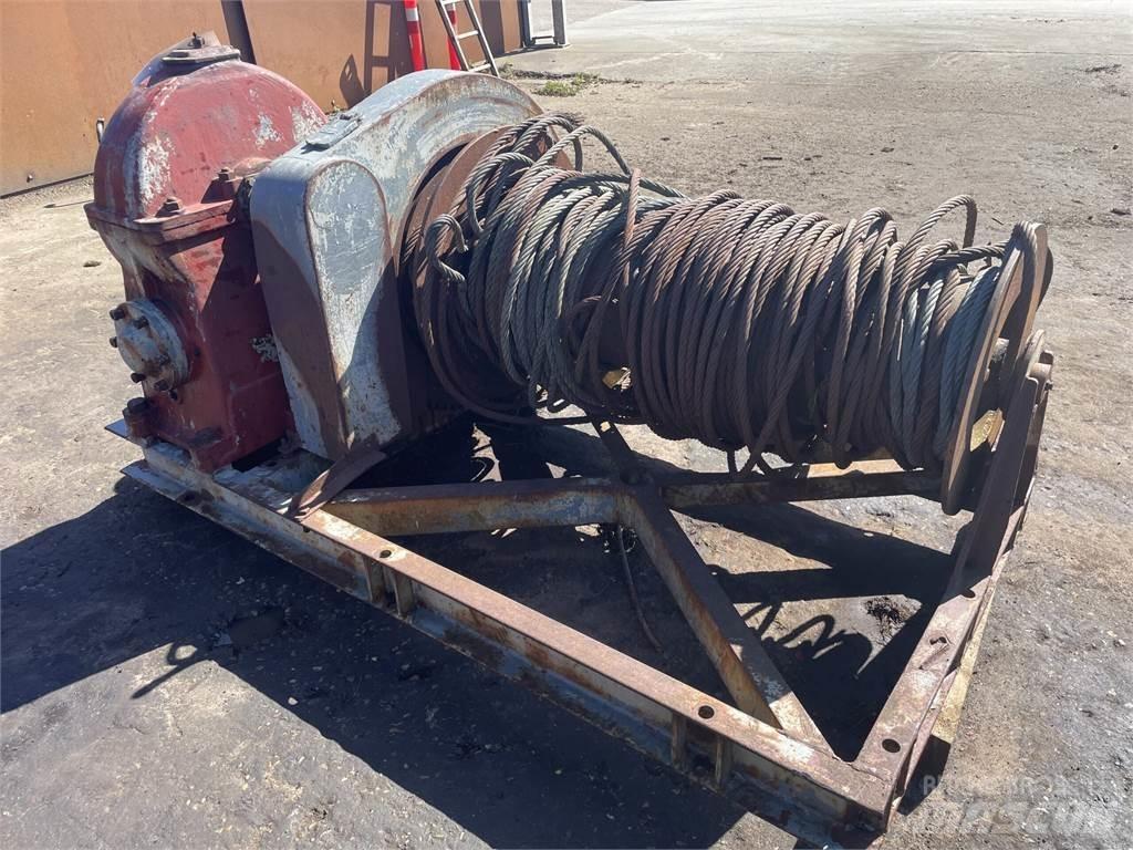  Snekkegearsspil, elektrisk Dispozitive de ridicare şi lifturi pentru materiale