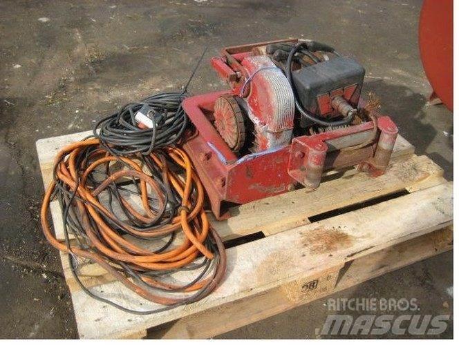  Spil - 24 volt Dispozitive de ridicare şi lifturi pentru materiale