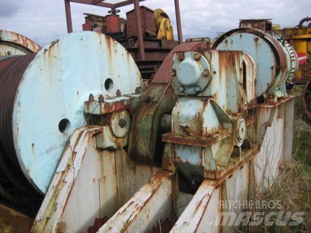  Spil ex. Storhavn - 1 stk. Dispozitive de ridicare şi lifturi pentru materiale