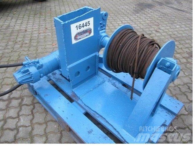  Spil, hyd. Dispozitive de ridicare şi lifturi pentru materiale