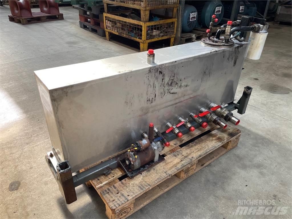  Tank, rustfri - ca. 200 Ltr. Alte componente