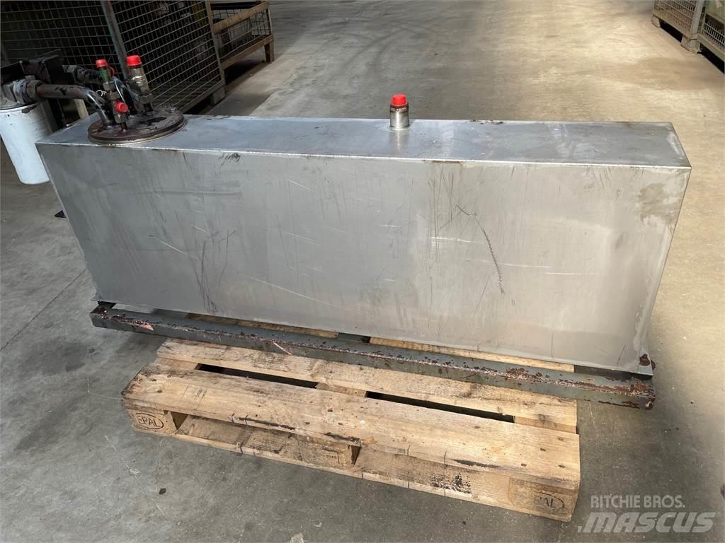  Tank, rustfri - ca. 200 Ltr. Alte componente