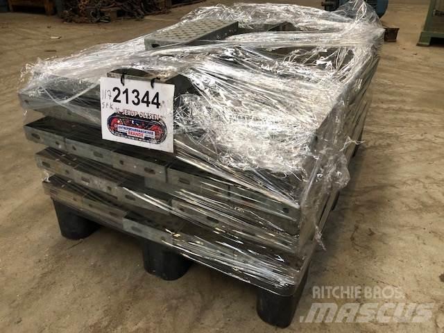  Trin, galvaniserede - 117 stk. Alte componente