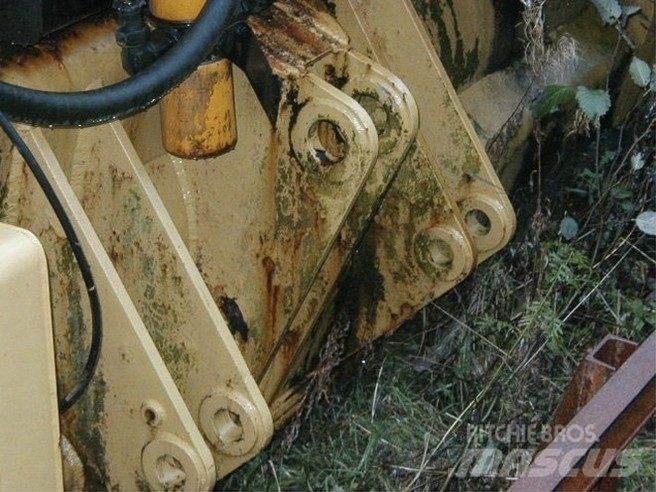 Verachtert trenchfiller Pistoane