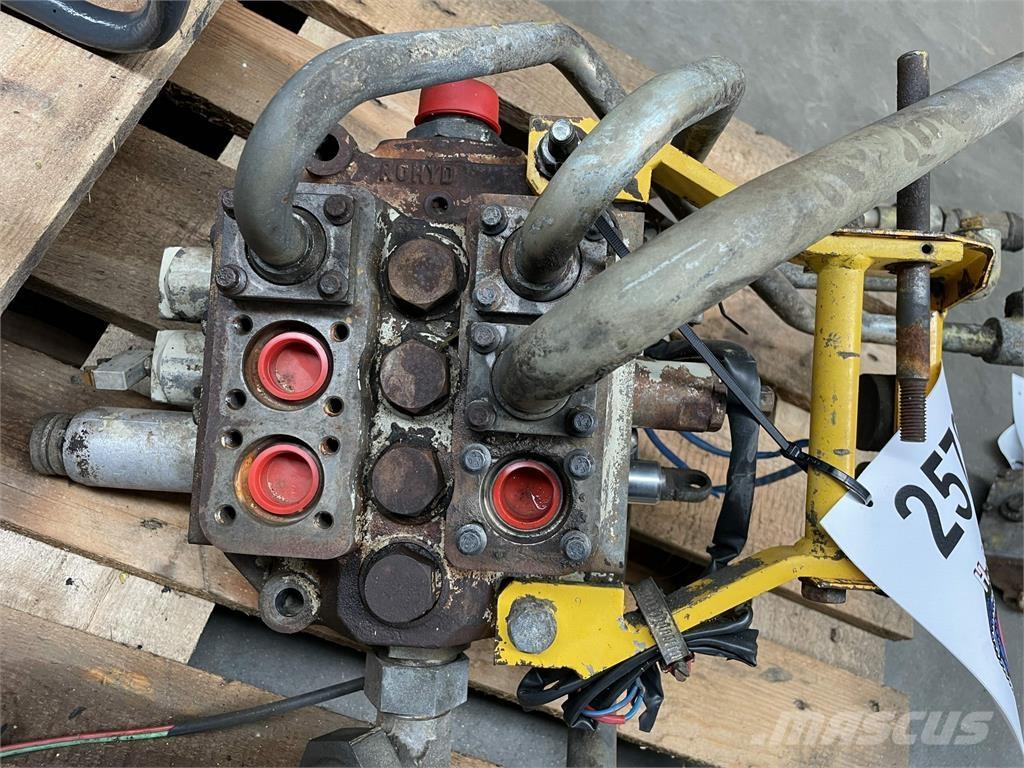 Volvo 4400 hovedventilblok Hidraulice