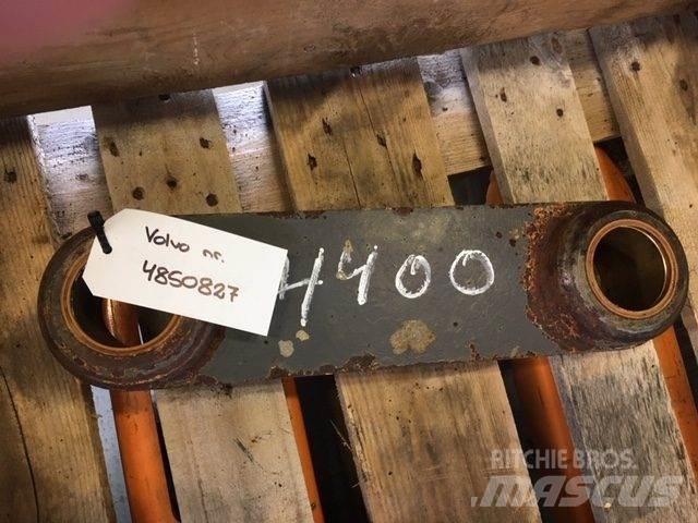 Volvo 4400 Link Arm Alte componente