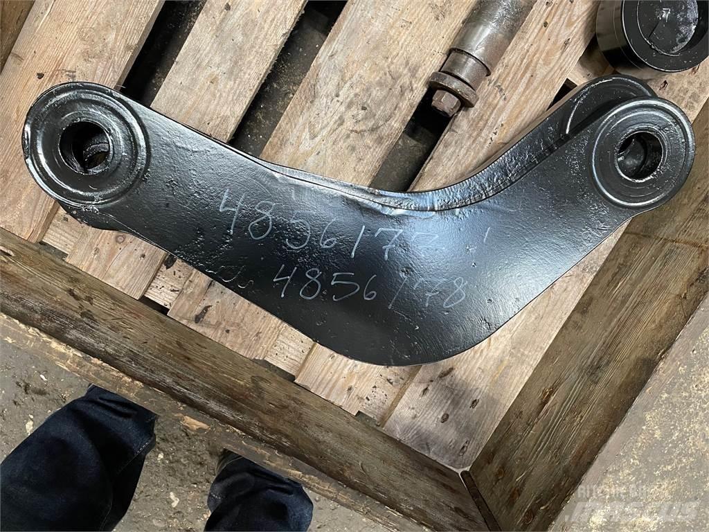 Volvo 4500 Link Arm Alte componente