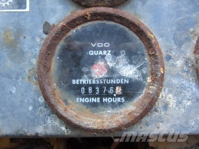 Volvo 4500 TIL OPHUG Incarcator pe pneuri